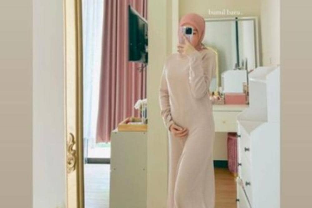 instagram.com/larissachou