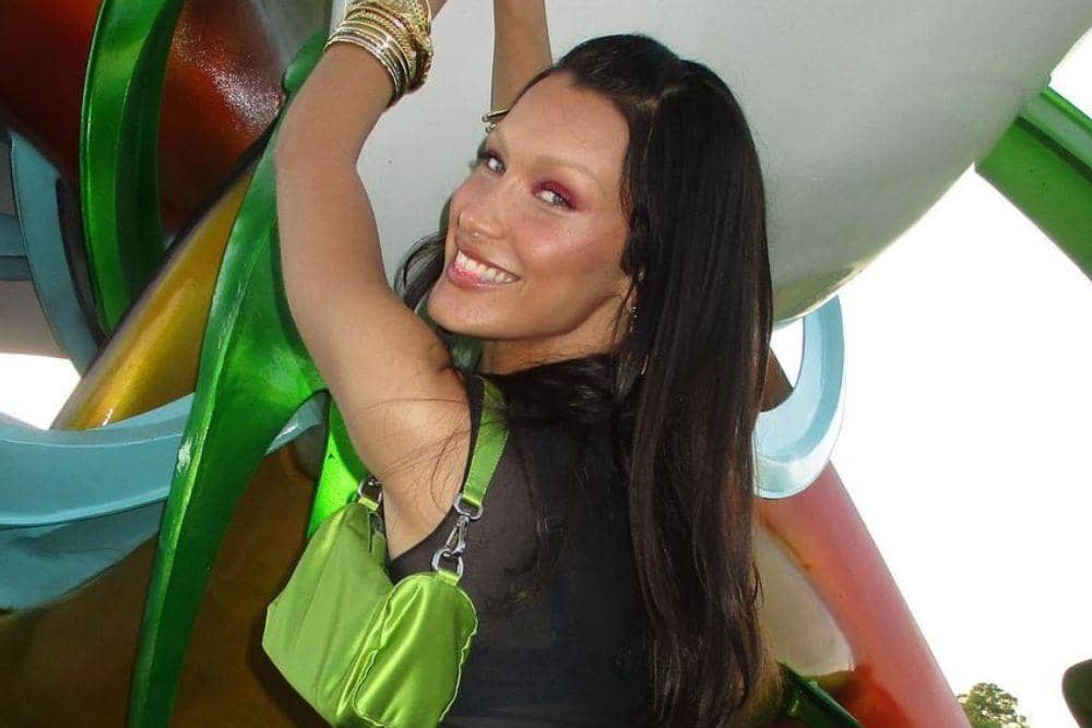 instagram.com/bellahadid