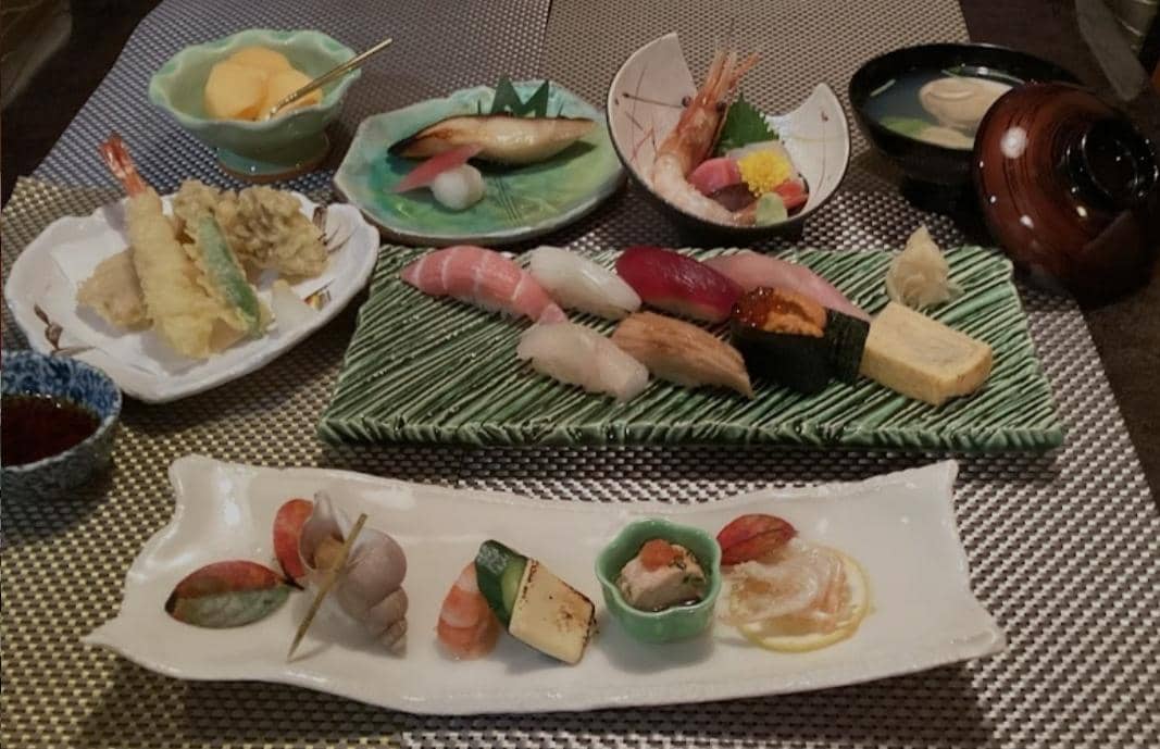 Google Pictures/Sushiken Asakusa