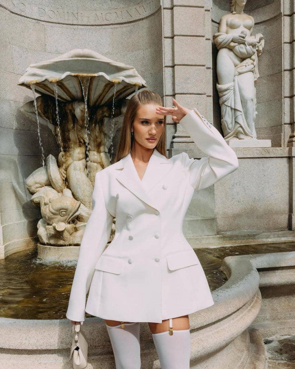 instagram.com/rosiehw