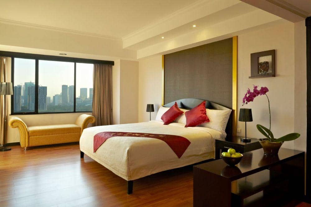 google.com/maps/Century Park Hotel Jakarta Indonesia