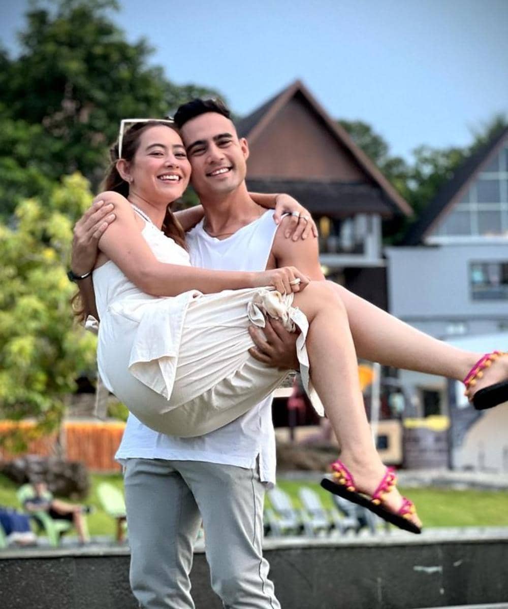 instagram.com/indrabrotolaras