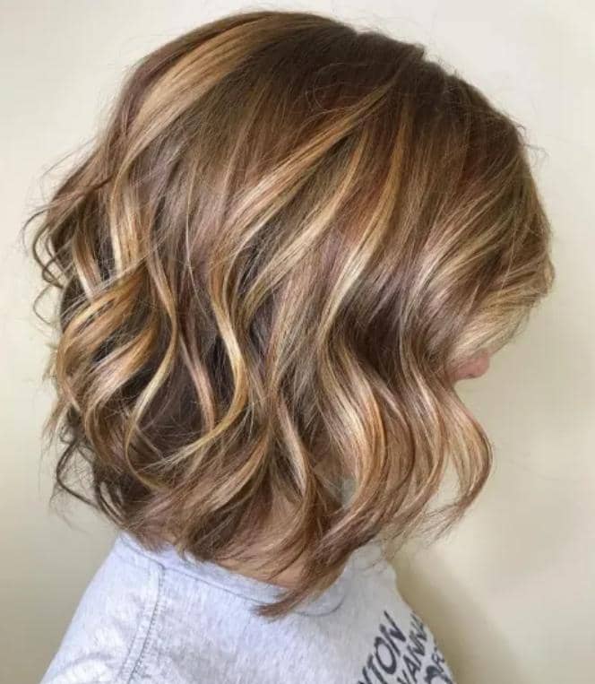 therighthairstyles.com