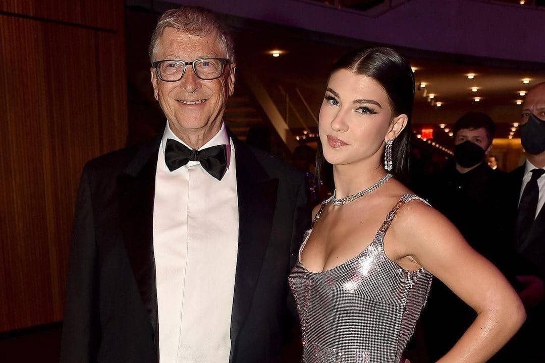 instagram.com/phoebegates