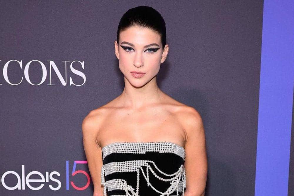 instagram.com/phoebegates