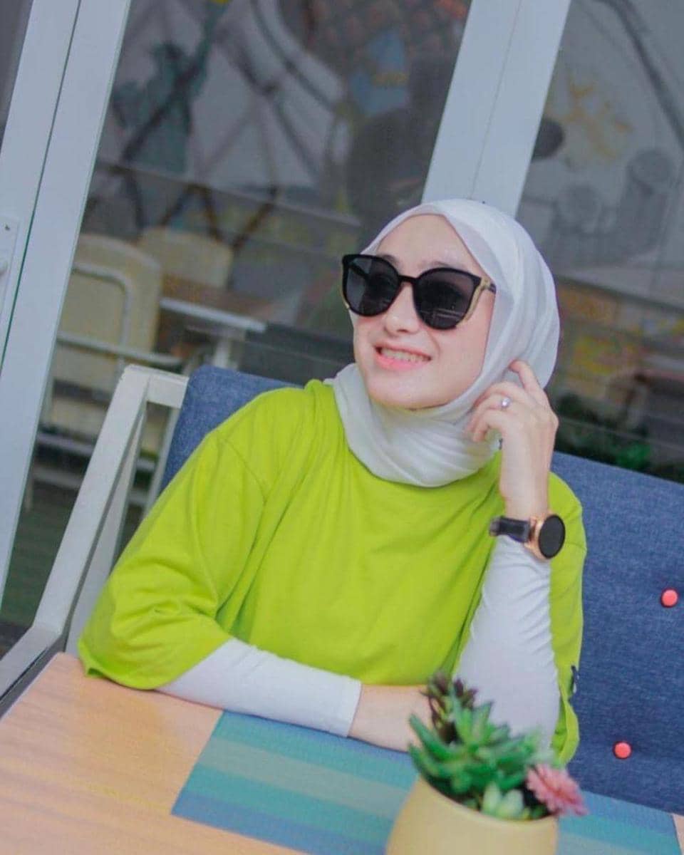 instagram.com/santykafauziah