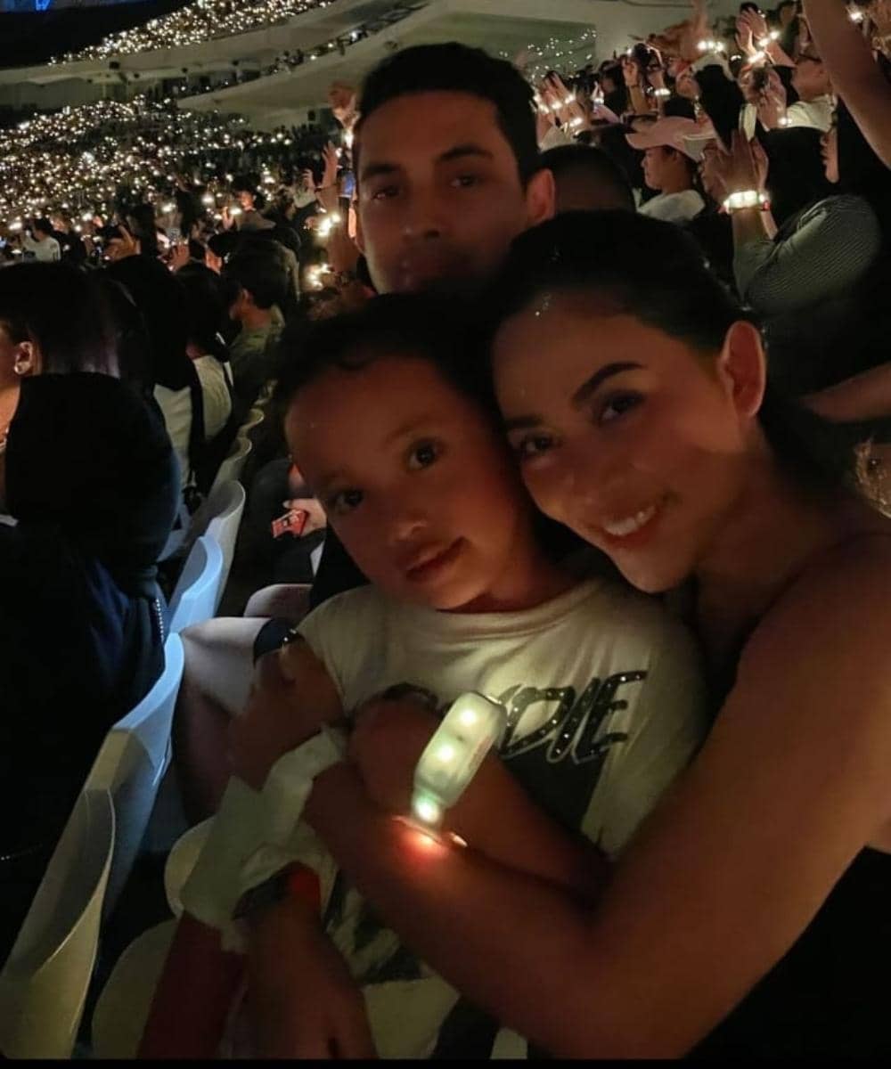 instagram.com/rachelvennya