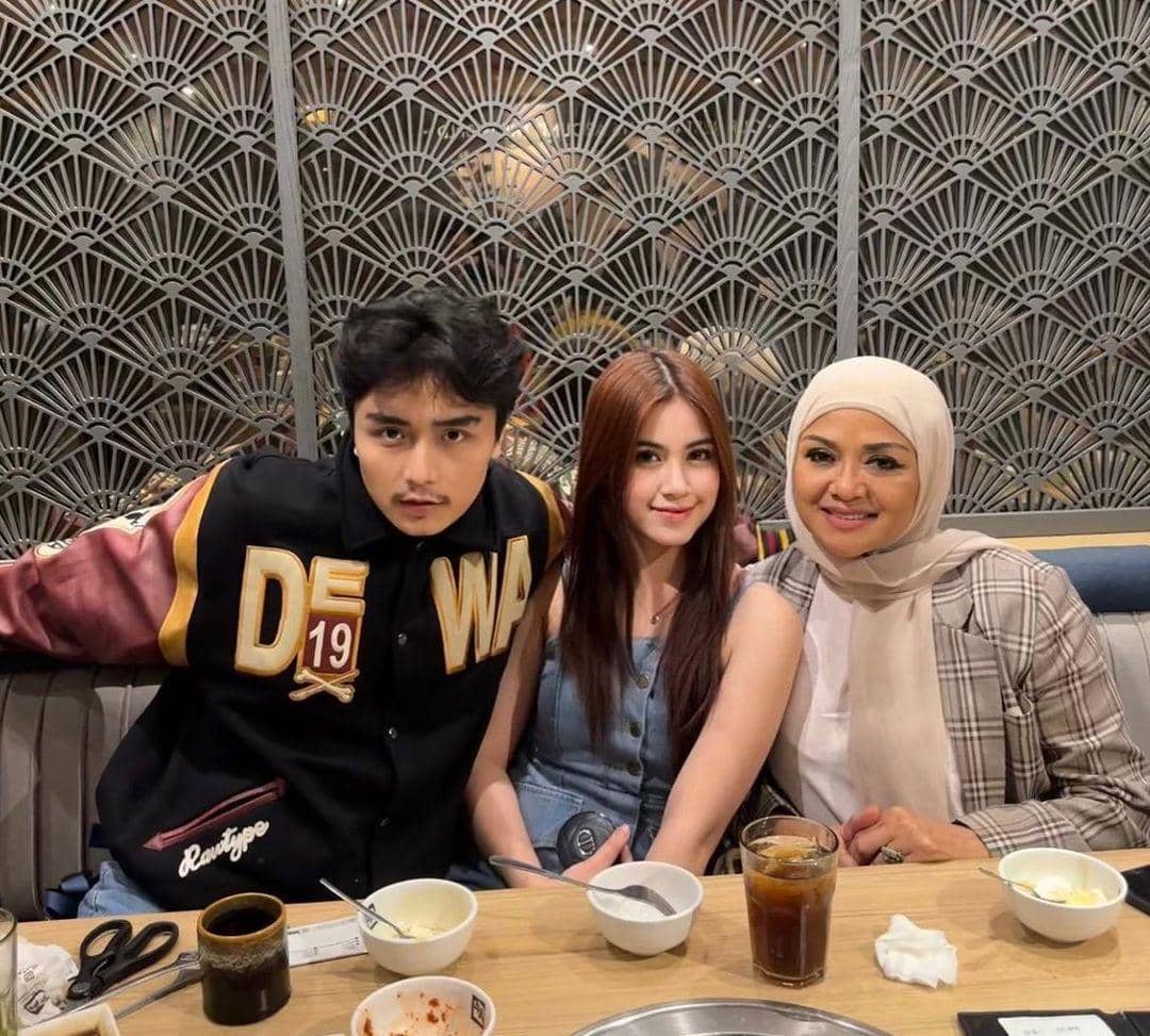 Instagram.com/official.bethariasonata