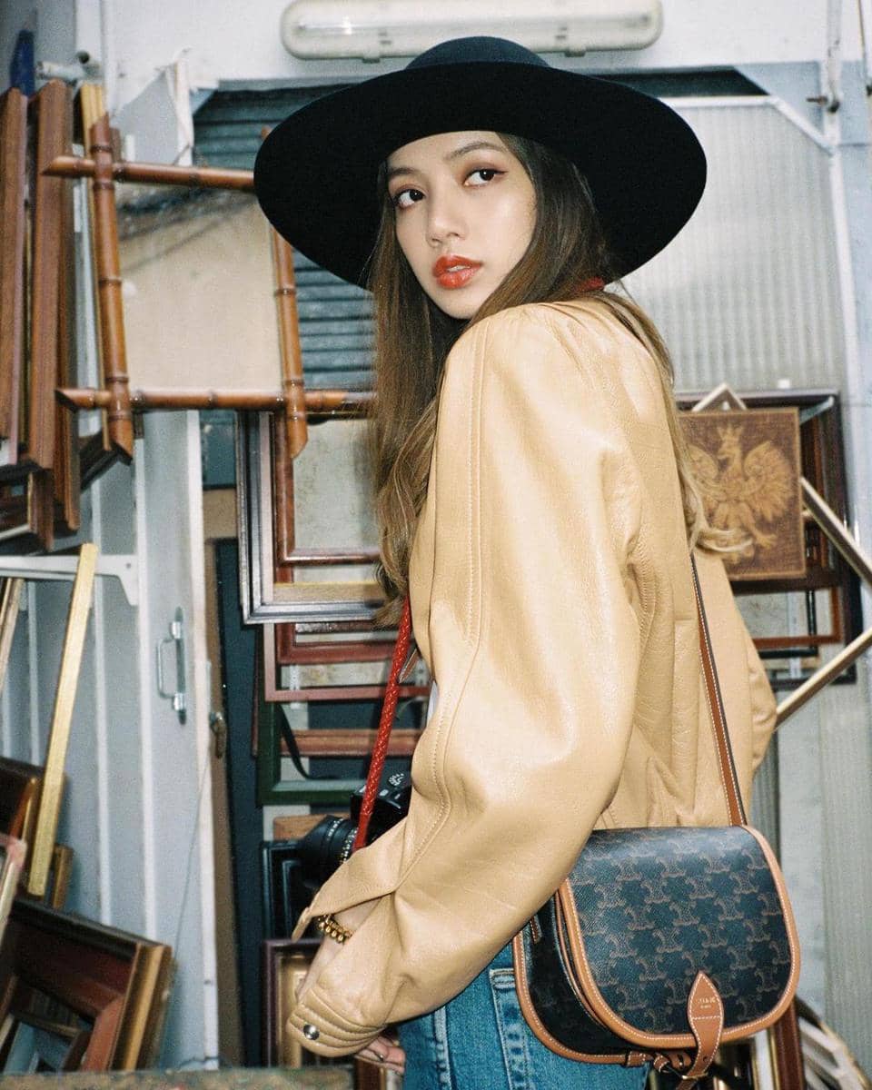 instagram.com/lalalalisa_m