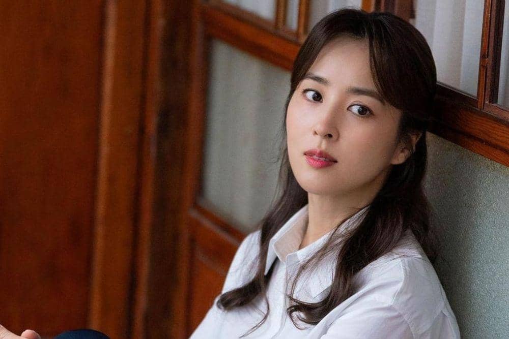 instagram.com/underhiswings2016