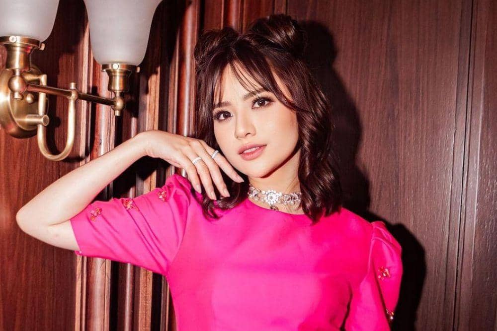 instagram.com/anggimarito