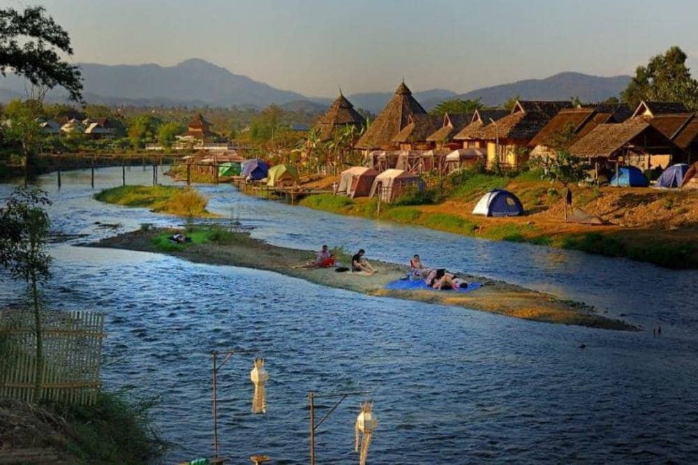 asiapioneertravel.com