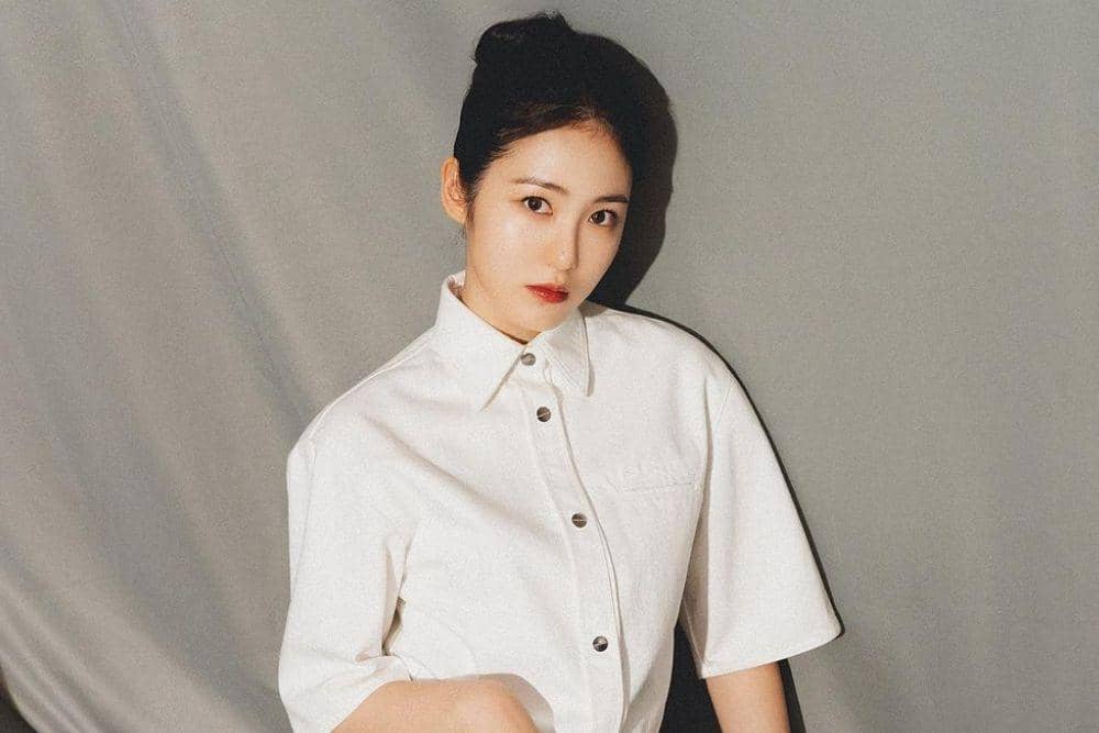 instagram.com/__shinyeeun