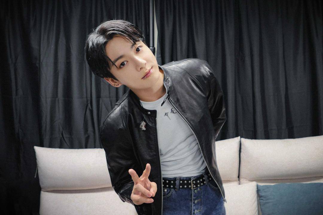 twitter.com/bts_bighit