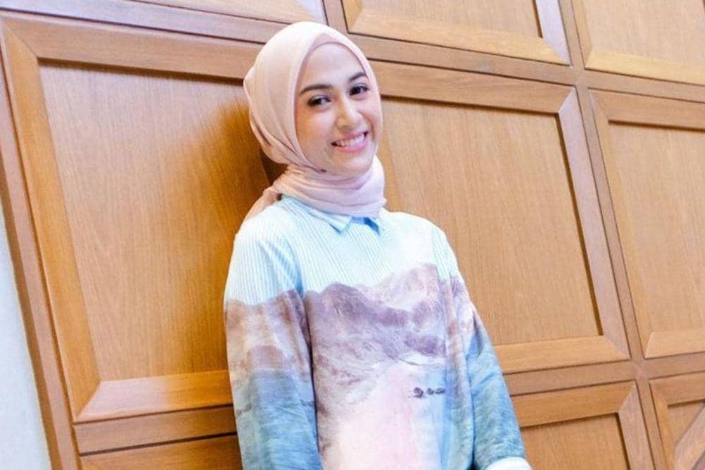 instagram.com/ninazatulini22