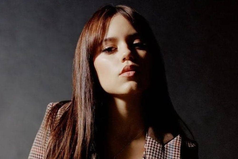 instagram.com/jennaortega