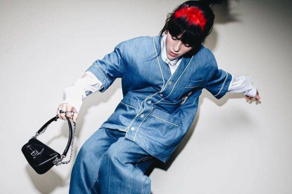 instagram.com/billieeilish