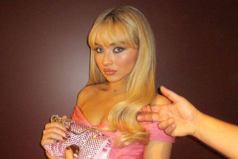 instagram.com/sabrinacarpenter