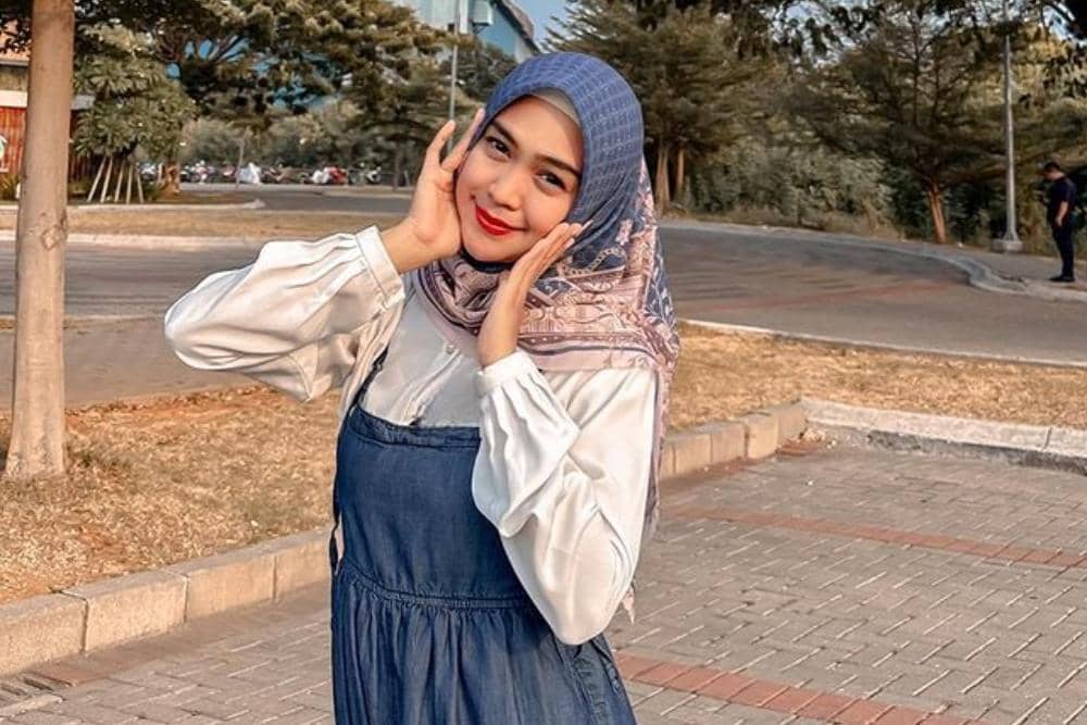 instagram.com/riaricis1795