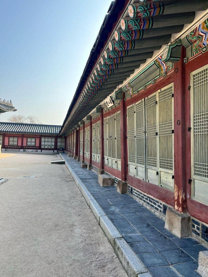 popbela.com/Ayu Utami