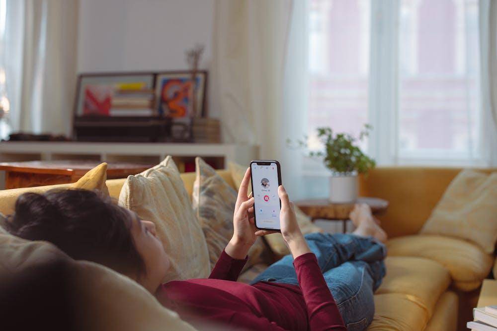 Dos & Don’ts yang Harus Kamu Tahu saat Coba Online Dating