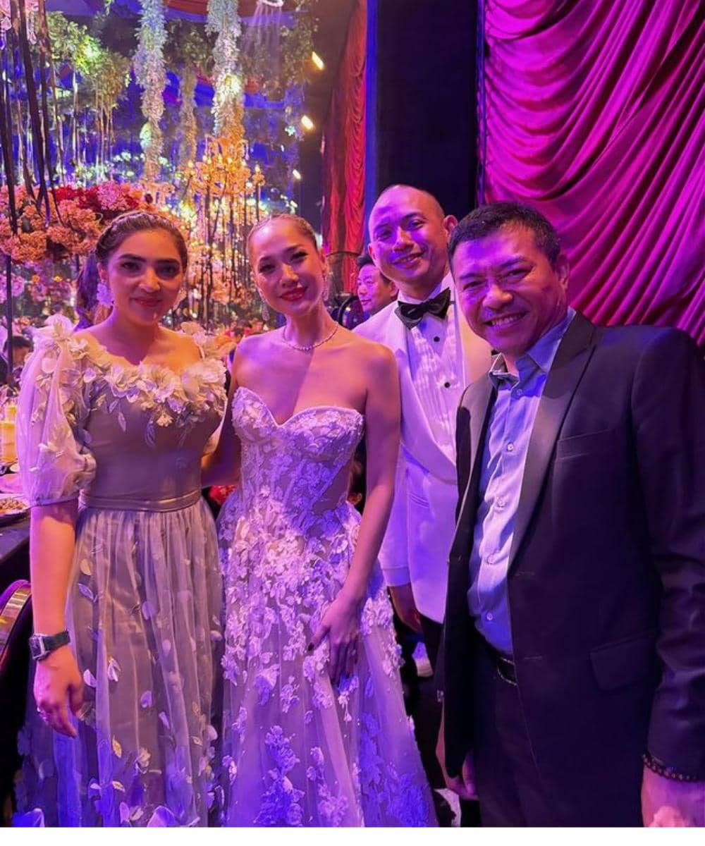 instagram.com/ashanty_ash