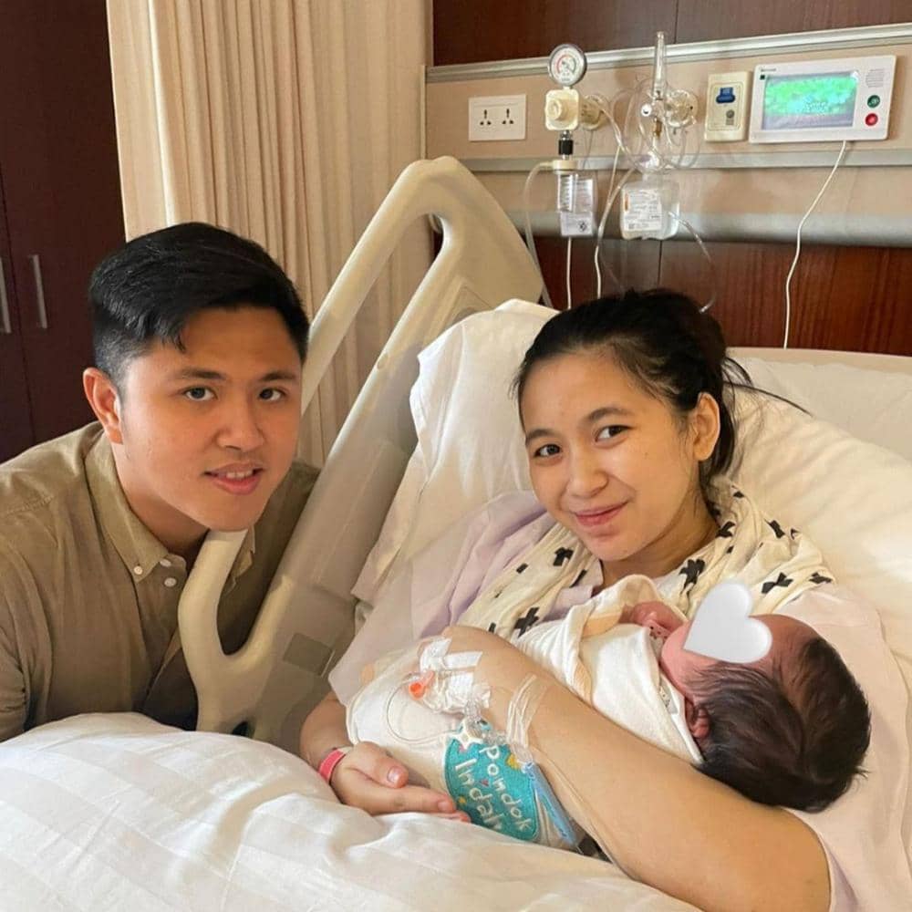 Instagram.com/zhrtiaraashilla