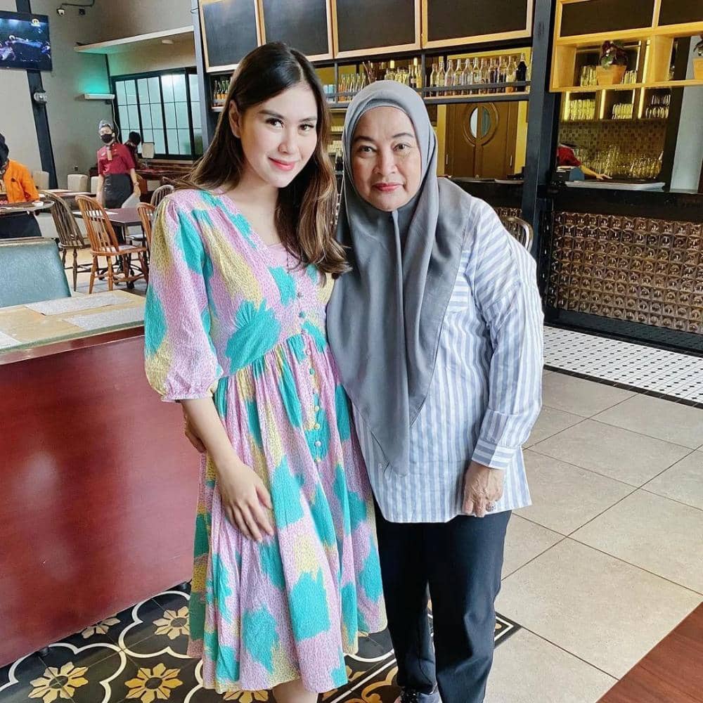 Instagram.com/syahnasz