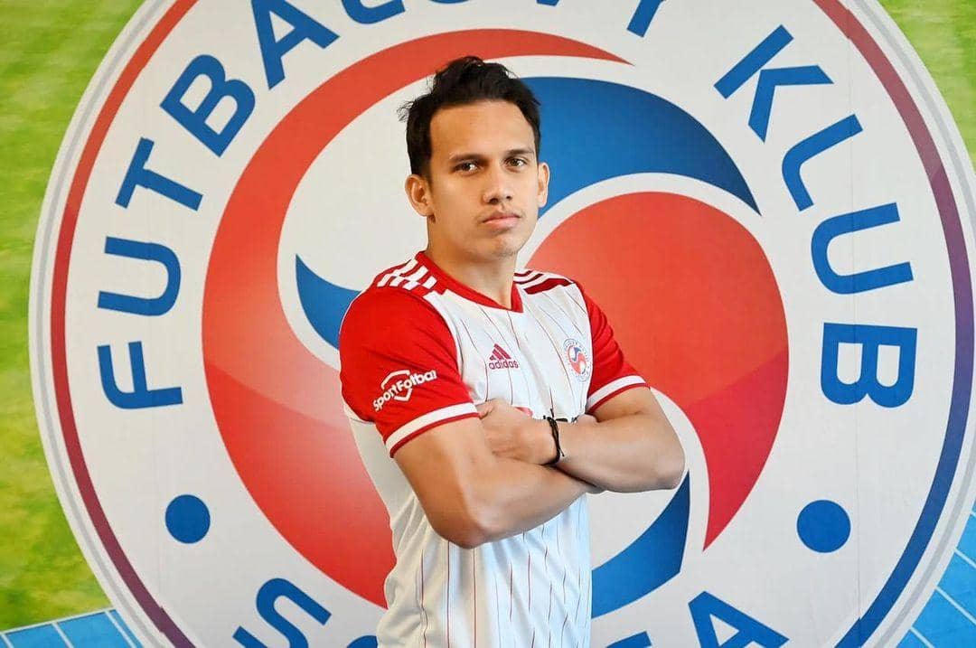 instagram.com/egymaulanavikri