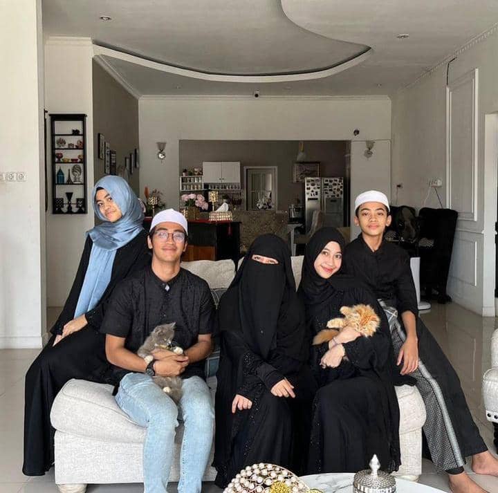 Instagram.com / adiba.knza