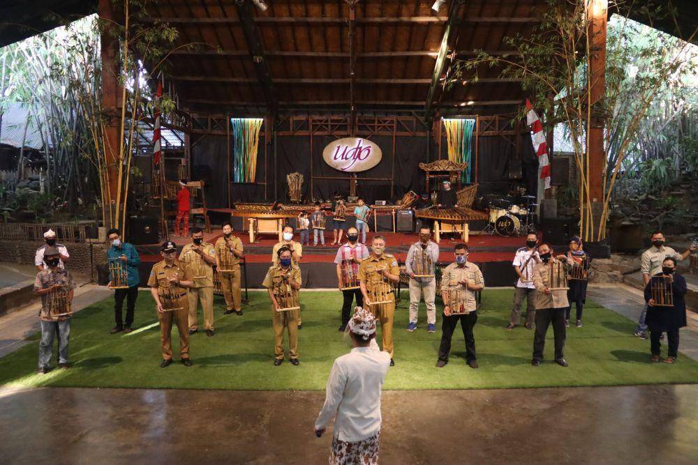 8 Wisata Indoor di Bandung, Alternatif saat Musim Hujan!