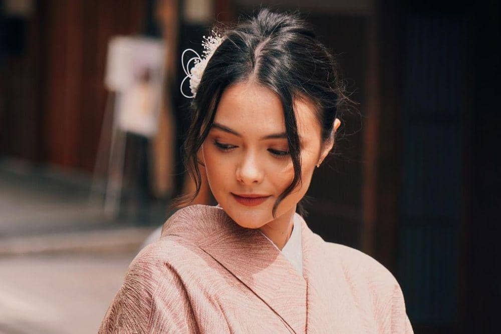 instagram.com/amandarawles