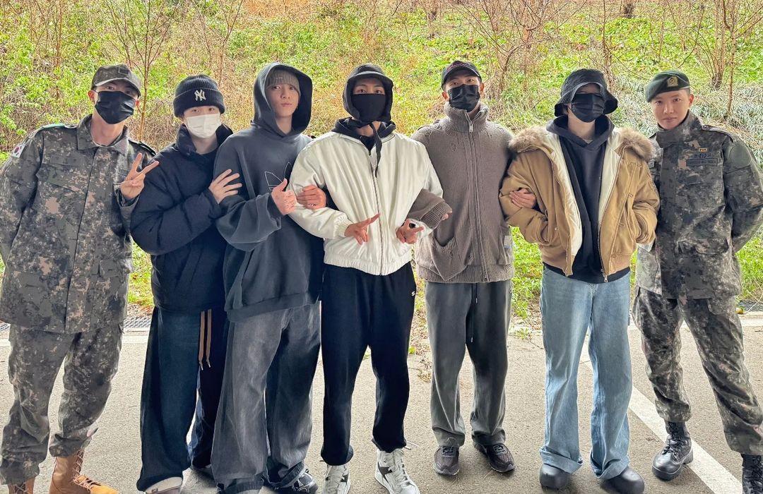 Patuh Tak Datang ke Pusat Pelatihan, ARMY Lakukan Hal Ini untuk BTS
