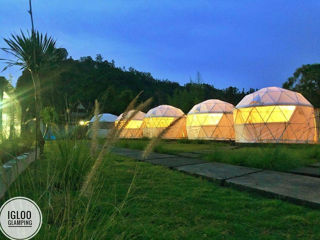 instagram.com/iglooglamping