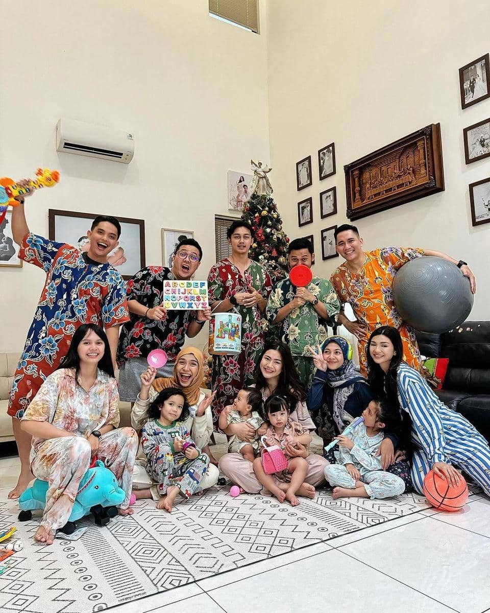 instagram.com/felicyangelista_