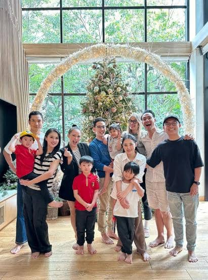 instagram.com/yuanitachrist