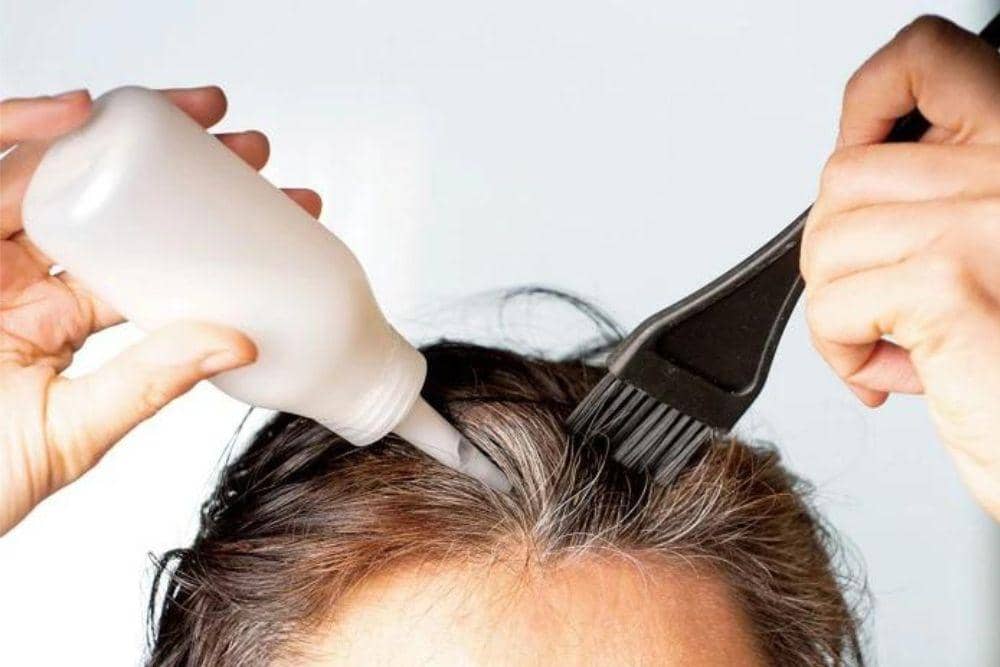 helloseen.com/Cara Menghilangkan Cat Rambut di Kulit