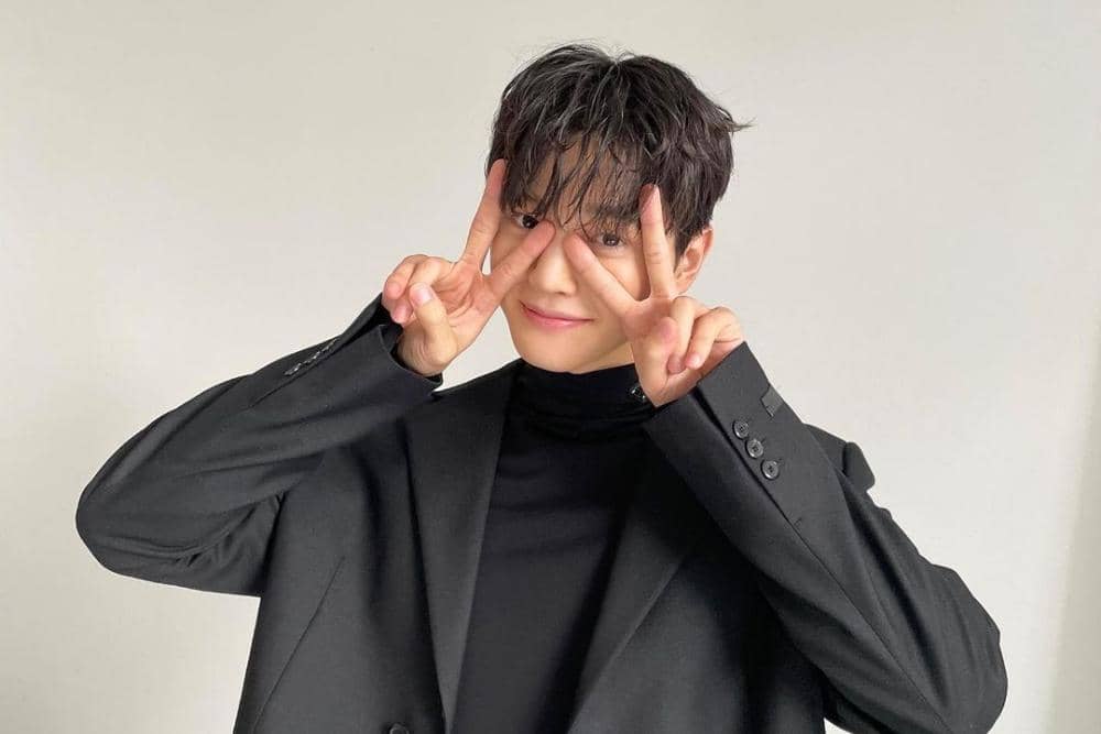 instagram.com/songkang_b