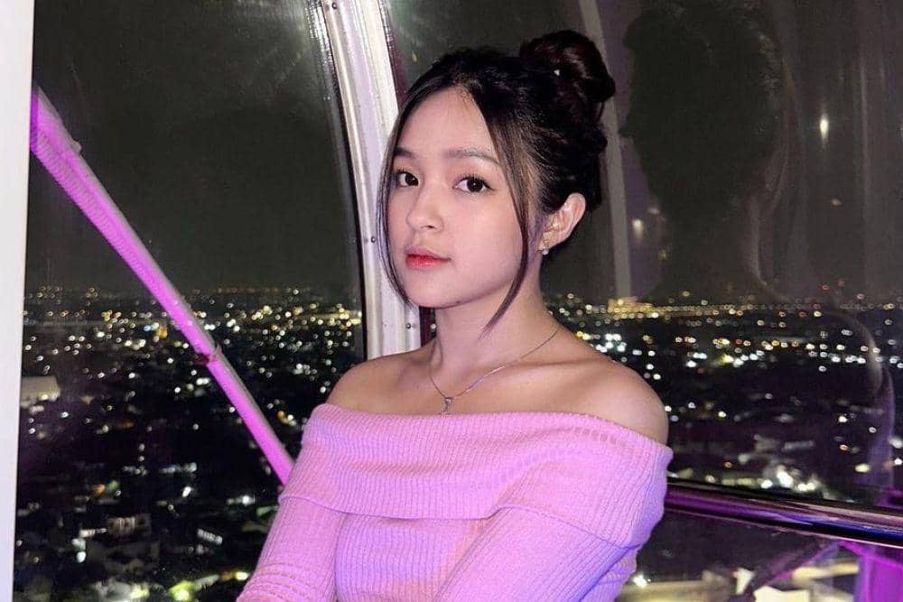 instagram.com/elsaajapasal