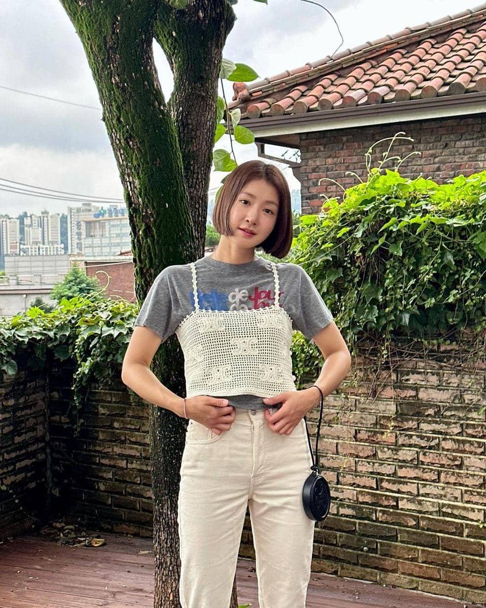 instagram.com/leesiyoung38