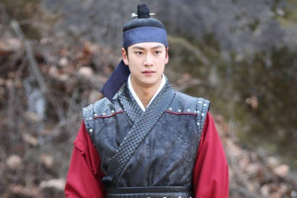 Instagram.com/10042n00