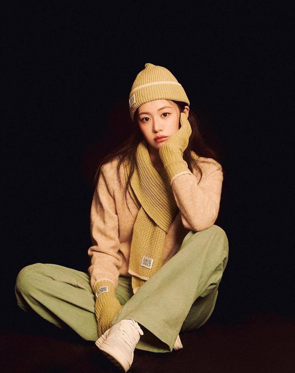 instagram.com/goyounjung