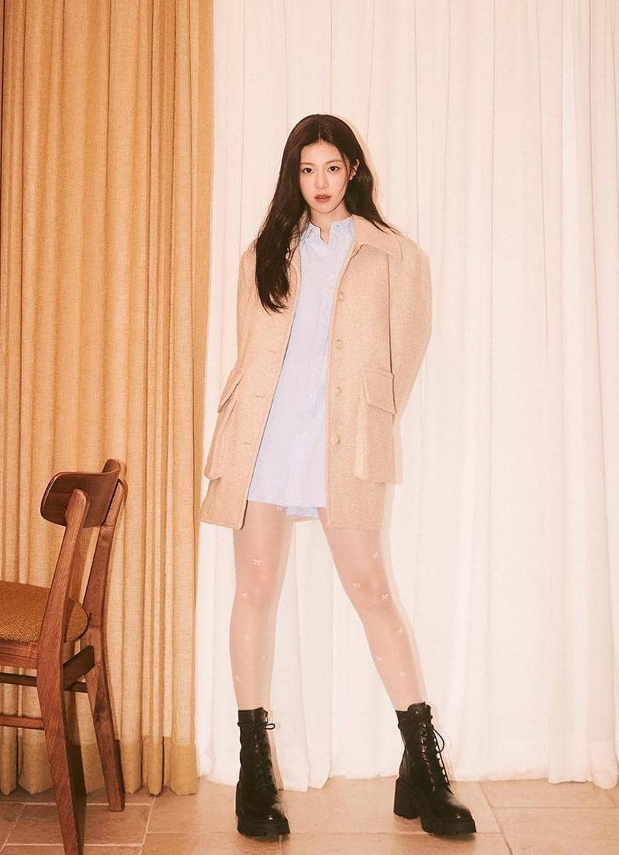 instagram.com/goyounjung