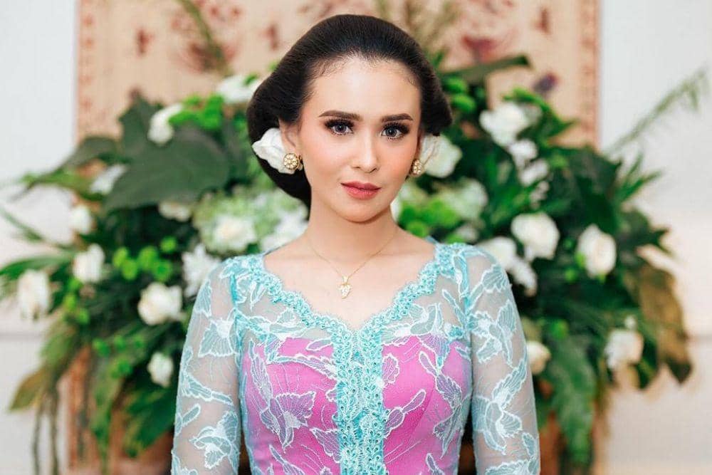 instagram.com/ayushita