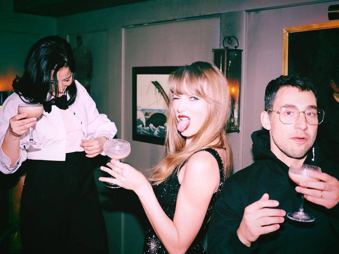 instagram.com/taylorswift
