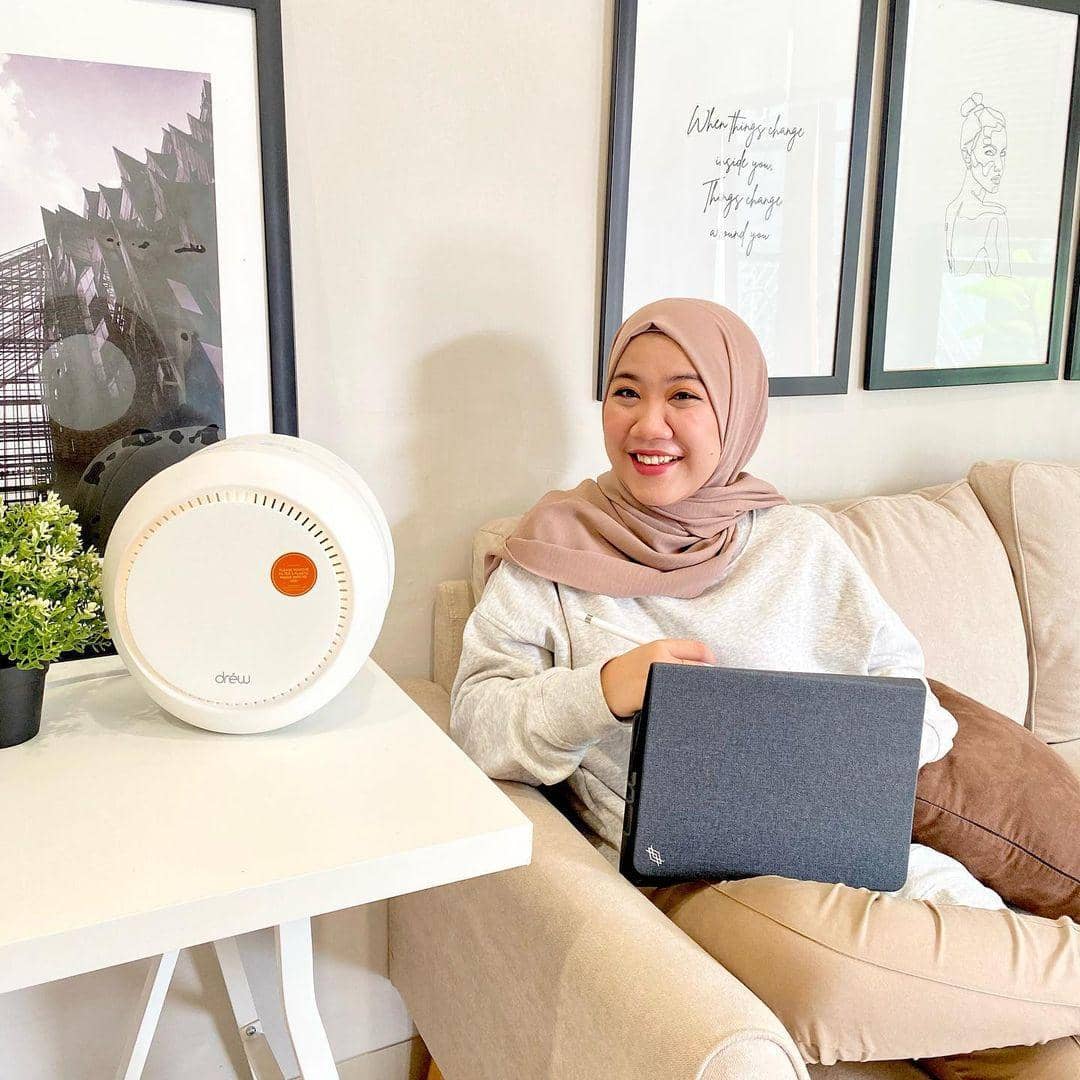 instagram.com/nadiaomara