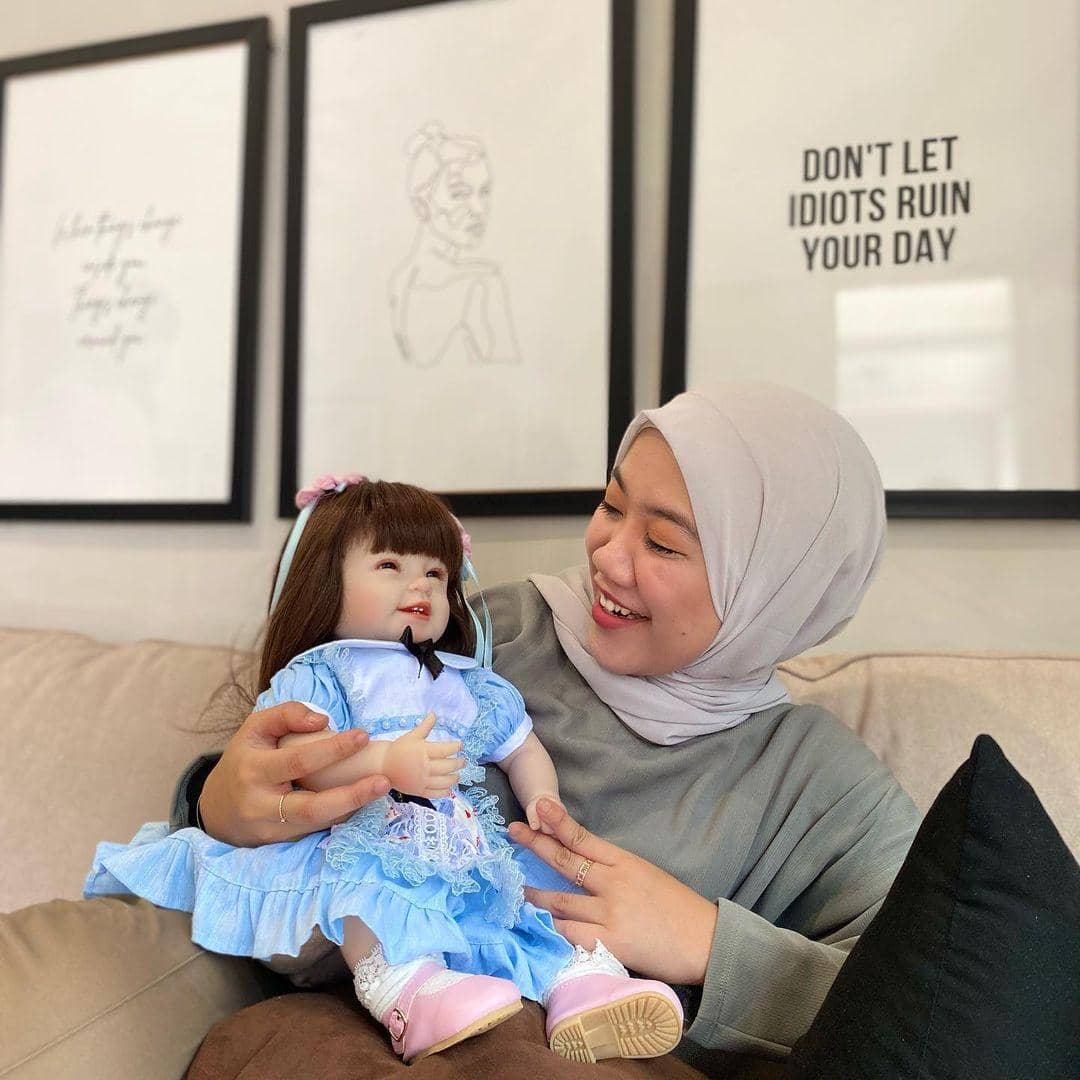 instagram.com/nadiaomara