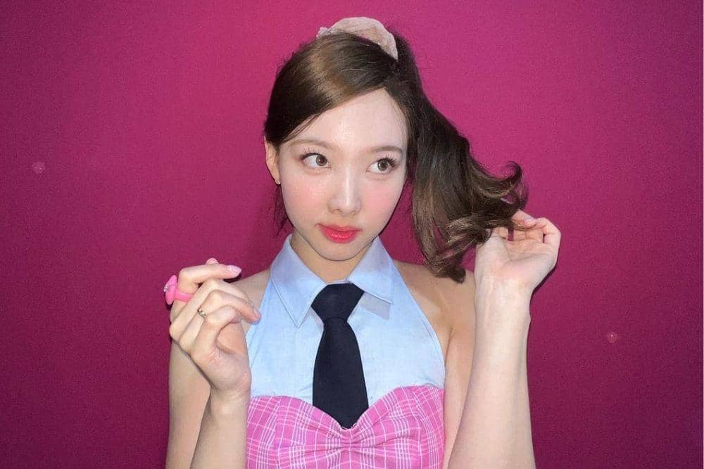 instagram.com/nayeonyny