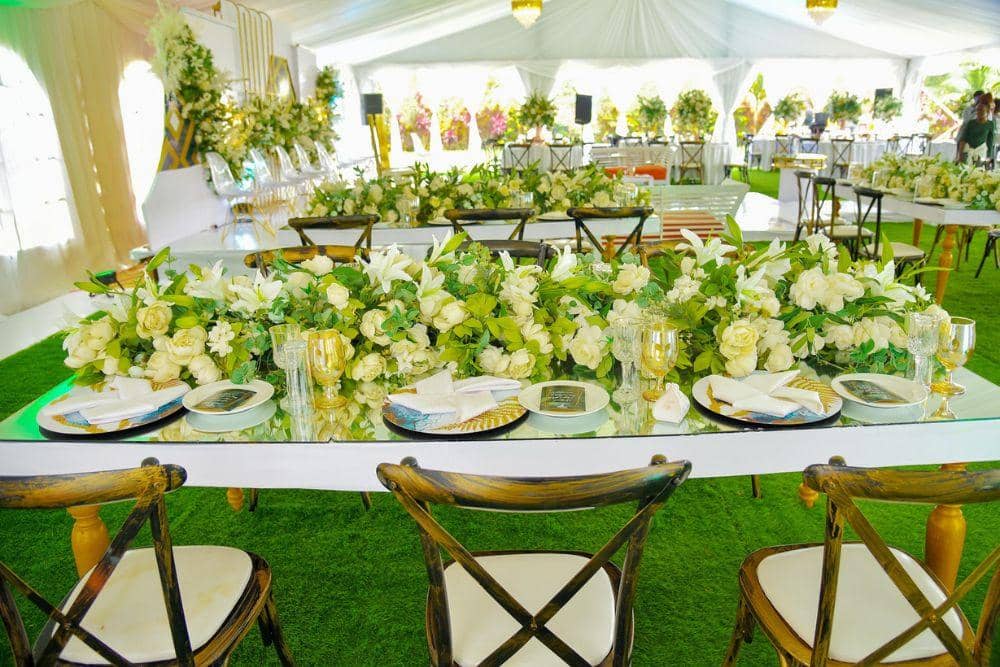 Facebook.com/Decor by Abi