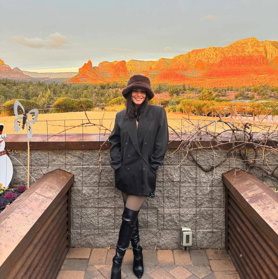 instagram.com/vanessahudgens